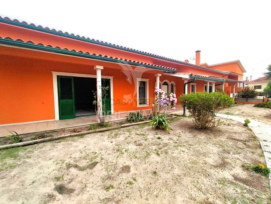 Moradia T5 à venda em Monte Redondo e Carreira, Leiria — foto 2