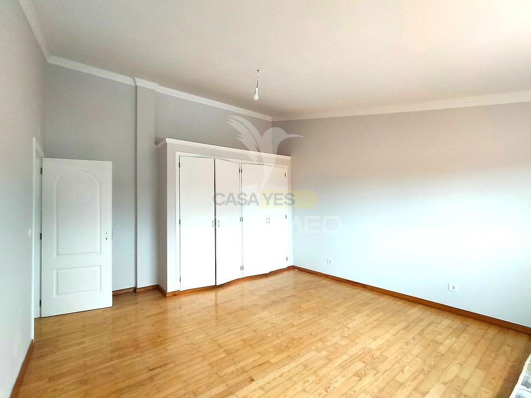 Moradia T5 à venda em Monte Redondo e Carreira, Leiria — foto 18