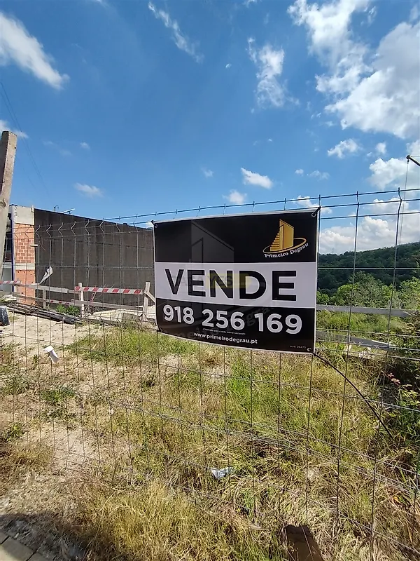 Moradia T3 à venda em Santa Lucrécia de Algeriz e Navarra, Braga — foto 33