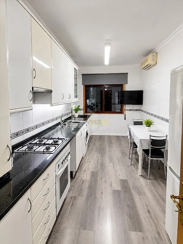 Apartamento T2 à venda em Braga (Maximinos, Sé e Cividade), Braga — foto 4