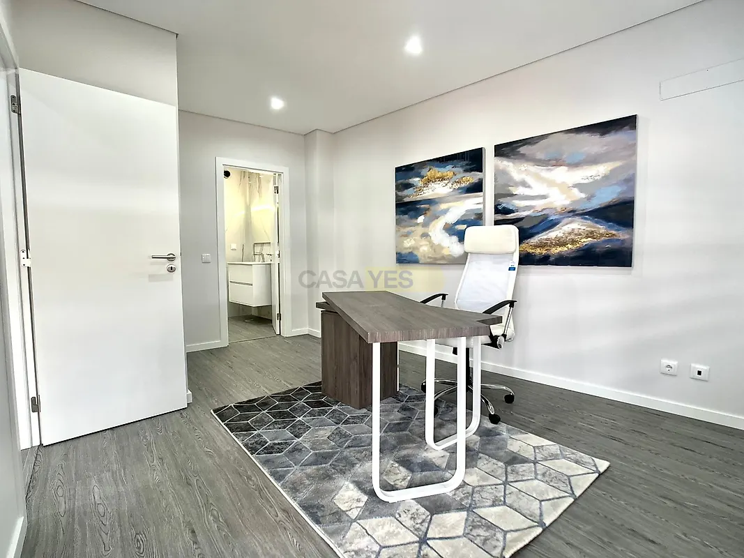 Apartamento T4 à venda em Quelfes, Olhão — foto 9
