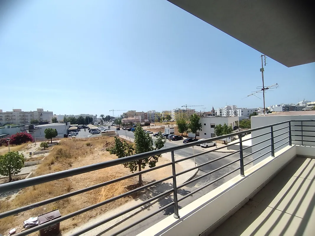 Apartamento T4 à venda em Quelfes, Olhão — foto 14