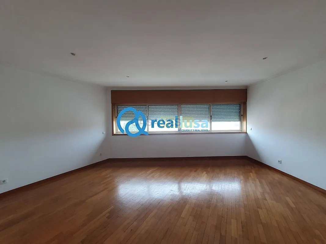 Apartamento T3 à venda em Rio Tinto, Gondomar — foto 4