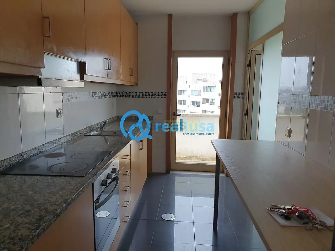 Apartamento T3 à venda em Rio Tinto, Gondomar — foto 3