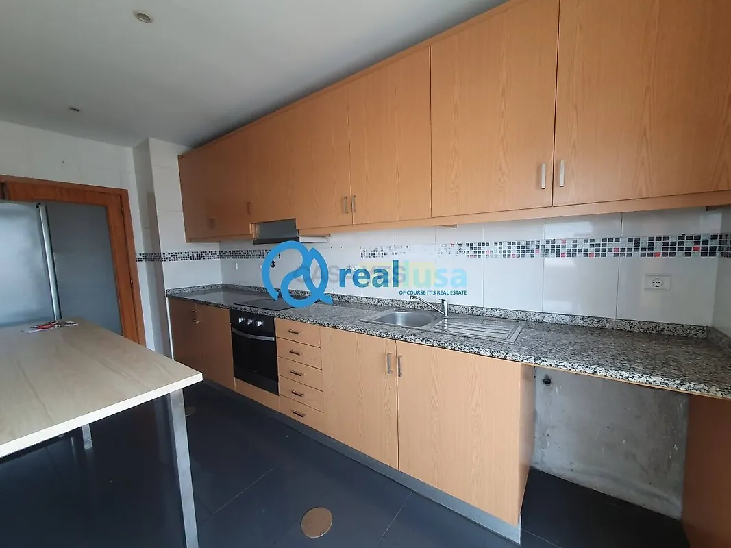 Apartamento T3 à venda em Rio Tinto, Gondomar — foto 2