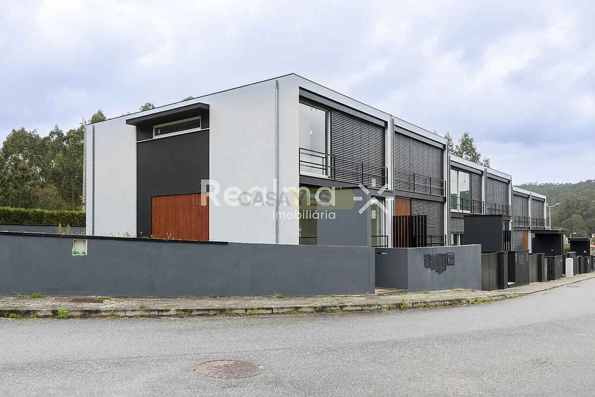Moradia T3 à venda em Arentim e Cunha, Braga — foto 3