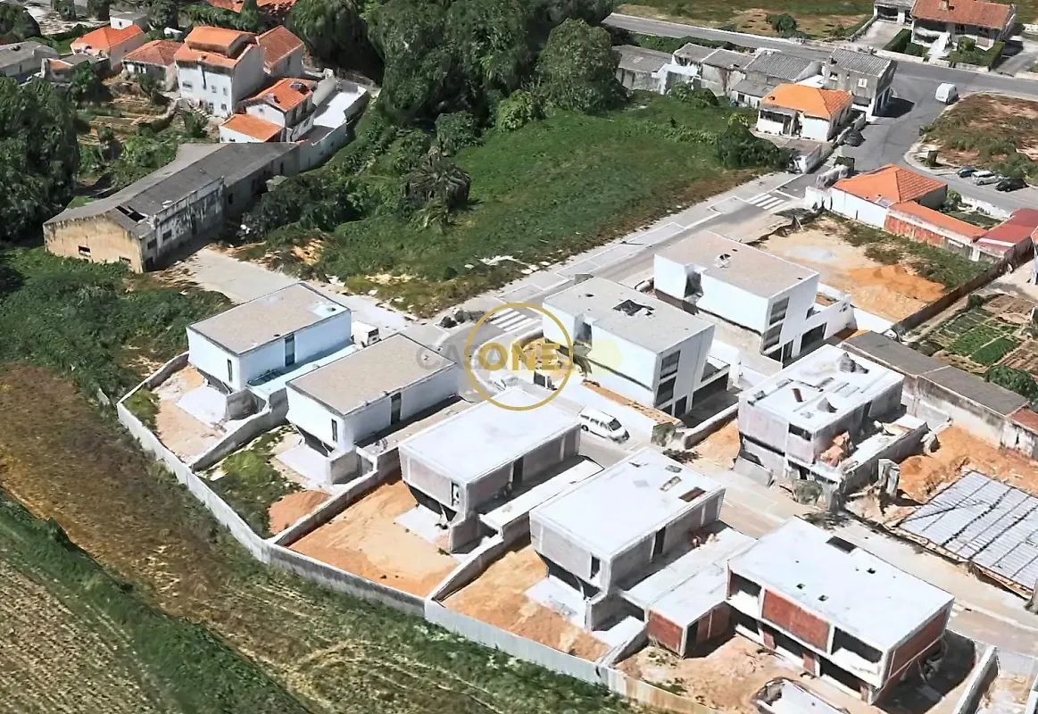 Apartamento T0 em São Félix da Marinha, €950.000