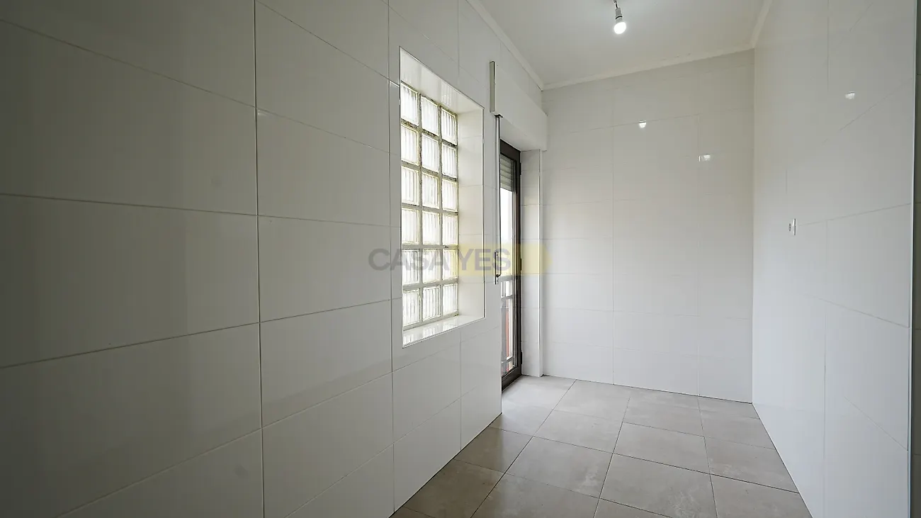 Apartamento T2 à venda em Torres Vedras (São Pedro, Santiago, Santa Maria do Castelo e São Miguel) e Matacães, Torres Vedras — foto 6