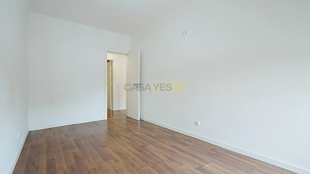 Apartamento T2 à venda em Torres Vedras (São Pedro, Santiago, Santa Maria do Castelo e São Miguel) e Matacães, Torres Vedras — foto 12