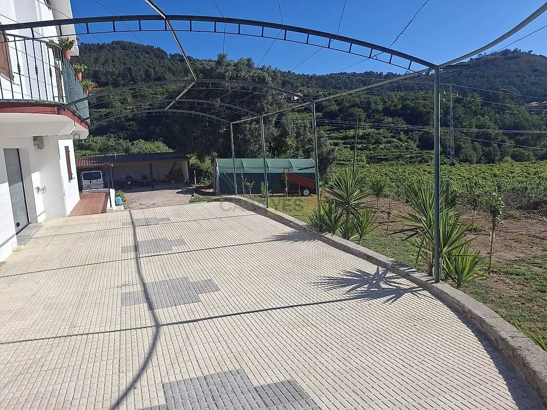 Moradia T5 à venda em Portela, Monção — foto 9