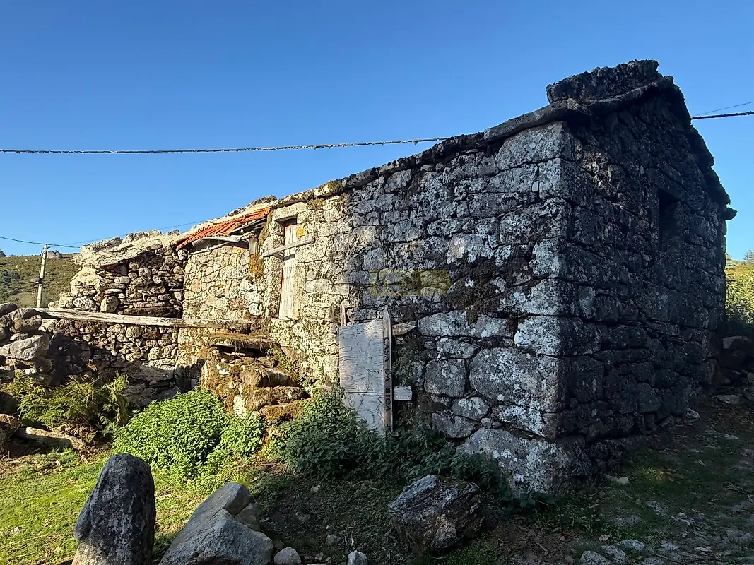 Moradia T2 à venda em Riba de Mouro, Monção — foto 2