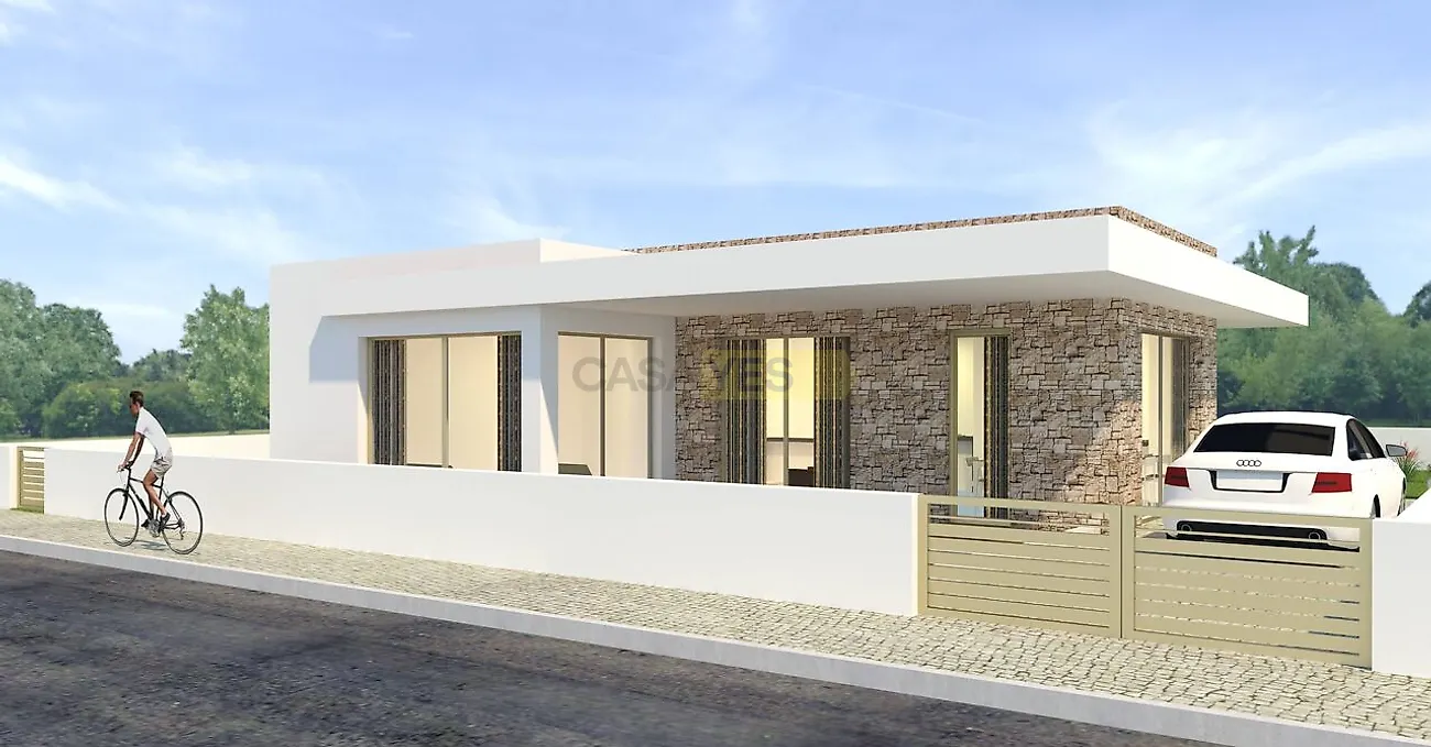Moradia T2 à venda em Tornada e Salir do Porto, €455.000