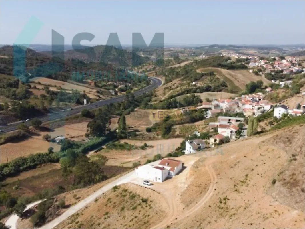 Moradia T2 à venda em Torres Vedras (São Pedro, Santiago, Santa Maria do Castelo e São Miguel) e Matacães, Torres Vedras — foto 17