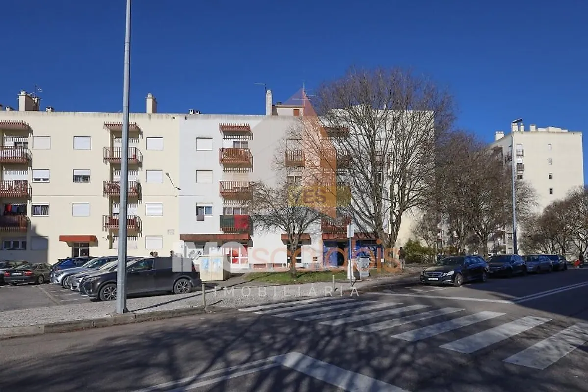 Apartamento T3 à venda em Santarém (Marvila), Santa Iria da Ribeira de Santarém, Santarém (São Salvador) e Santarém (São Nicolau), Santarém — foto 2