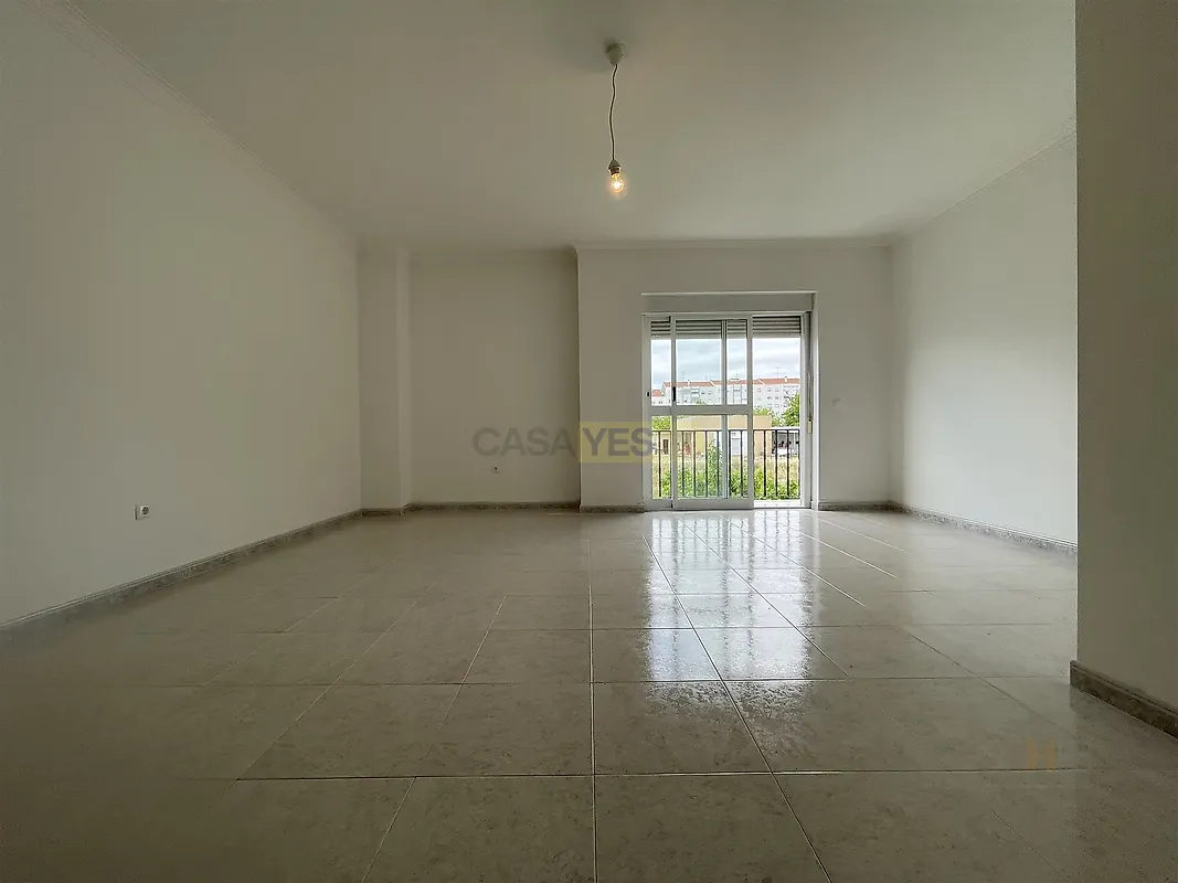 Apartamento T3 à venda em Castelo Branco, Horta — foto 3
