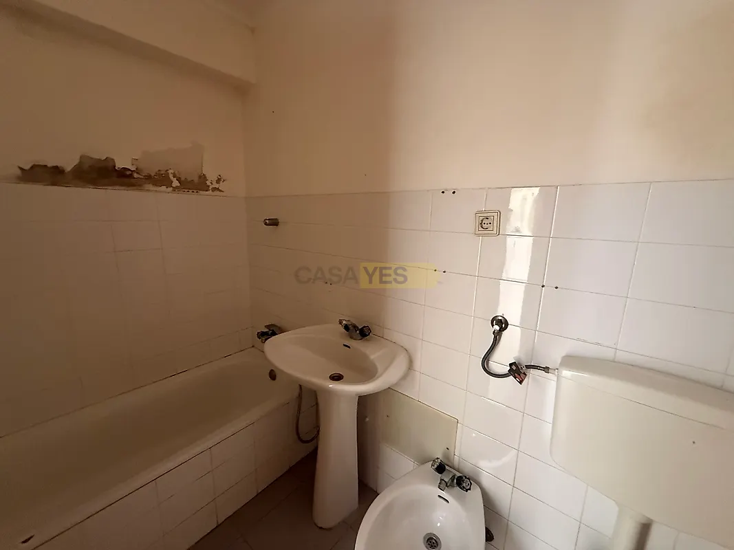 Apartamento T0 à venda em Mina de Água, Amadora — foto 8