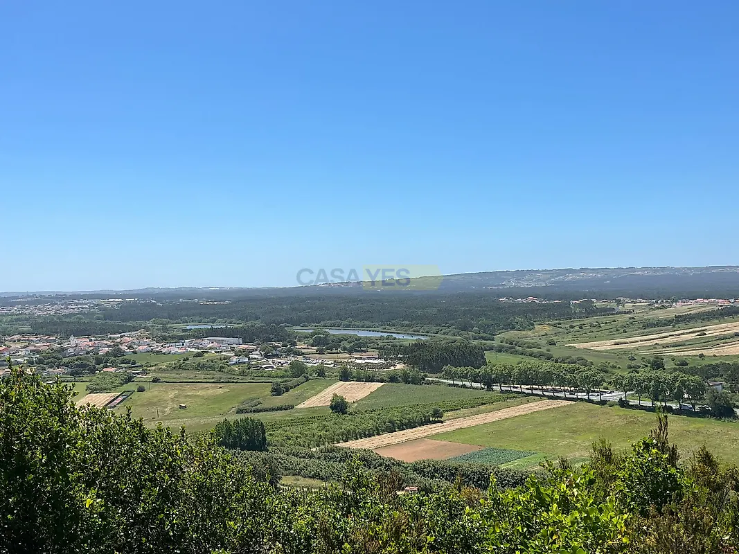 Moradia T0 em Salir de Matos, €79.000