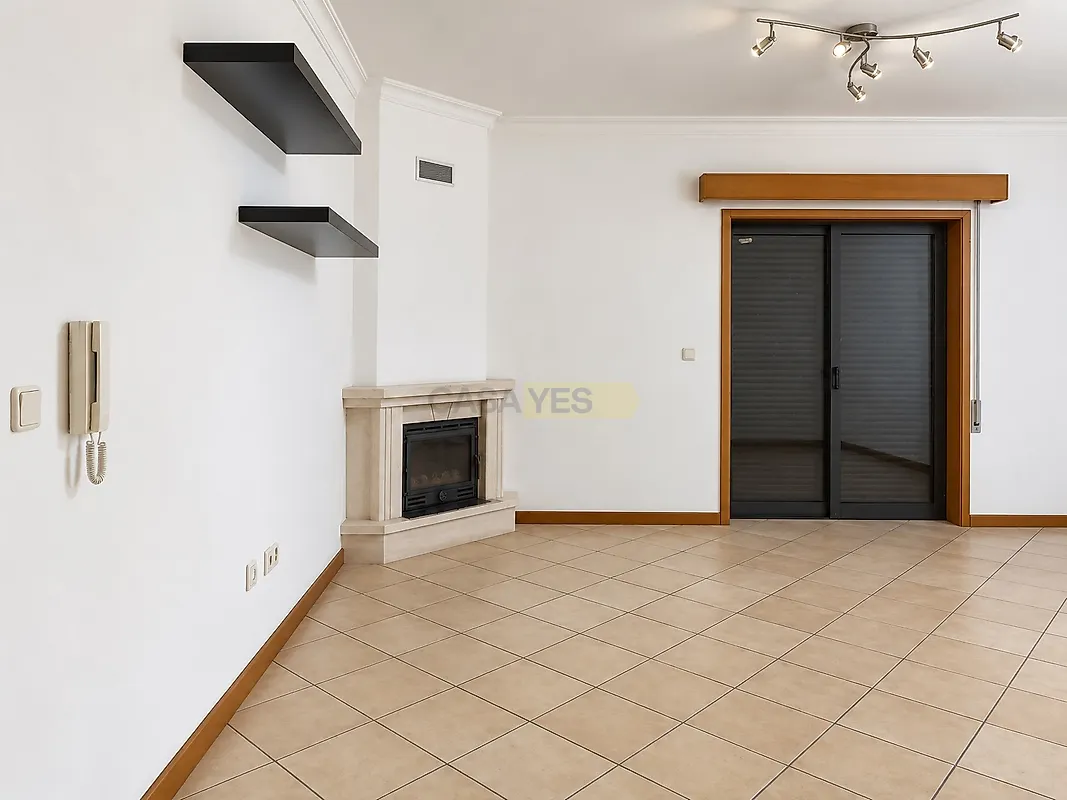 Apartamento T2 em Travassô e Óis da Ribeira, €210.000