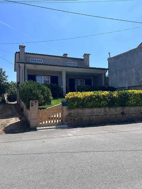 Moradia T4 à venda em Amoreira da Gândara, Paredes do Bairro e Ancas, €339.000