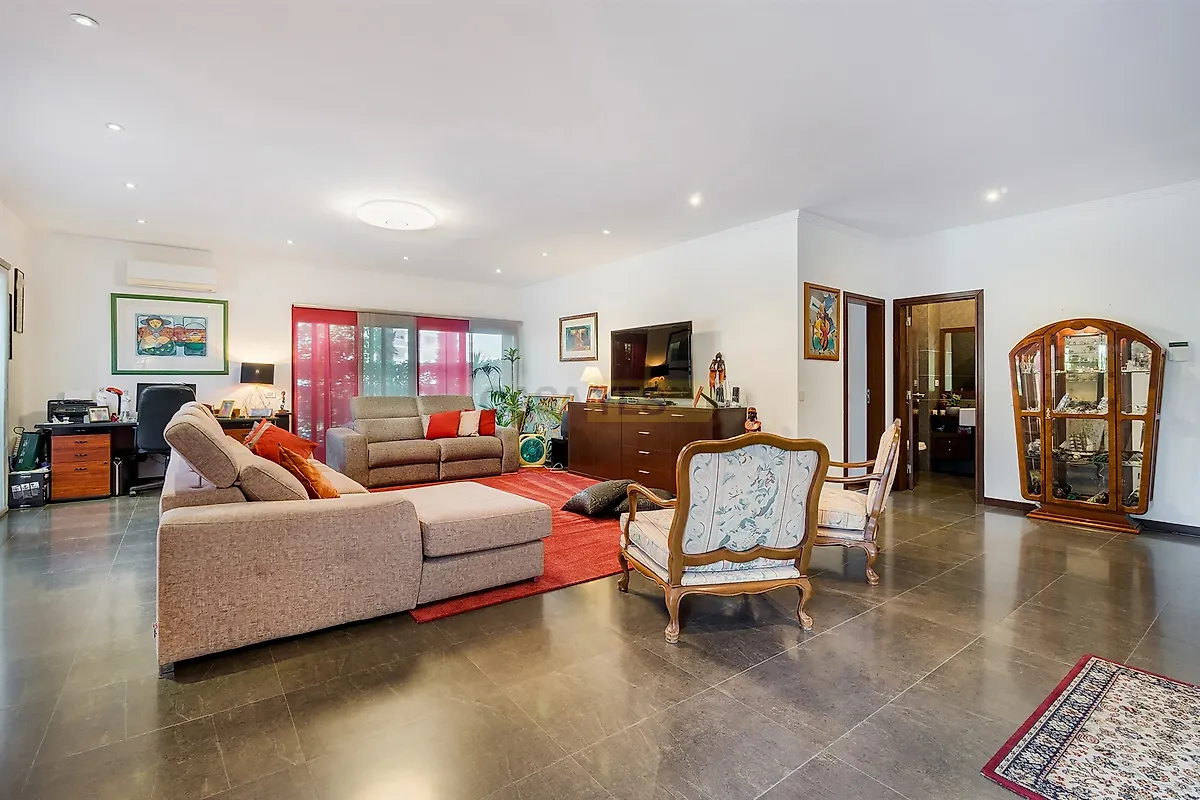 Apartamento T5 à venda em Alvor, Portimão — foto 13