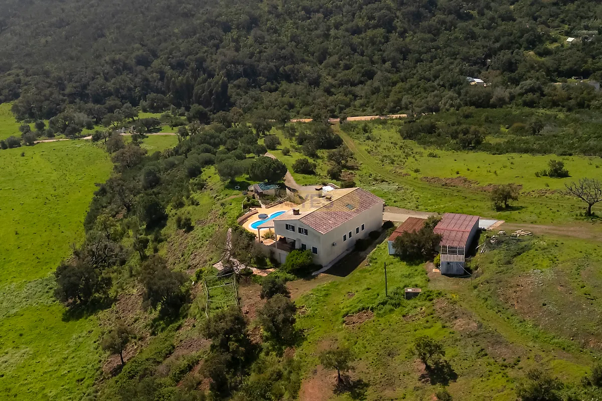 Moradia T4 à venda em Bensafrim e Barão de São João, Lagos — foto 32