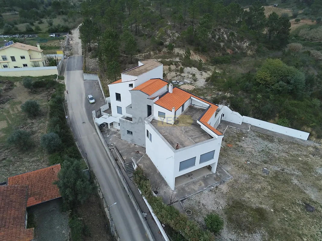 Moradia T4 à venda em Eiras e São Paulo de Frades, Coimbra — foto 2