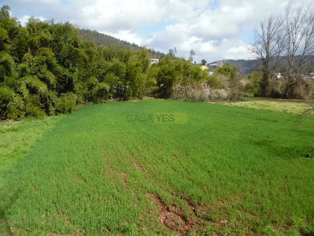 Moradia T2 à venda em Almalaguês, €44.800