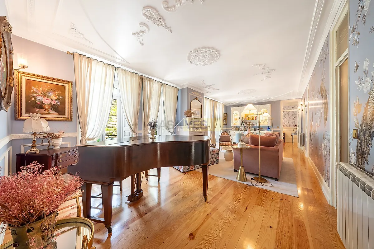 Apartamento T4 à venda em Avenidas Novas, Lisboa — foto 2