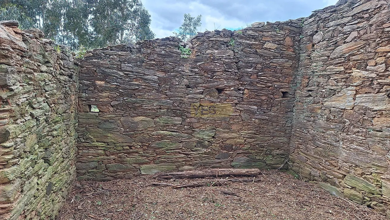 Moradia T0 à venda em Escalos de Baixo e Mata, Castelo Branco — foto 18