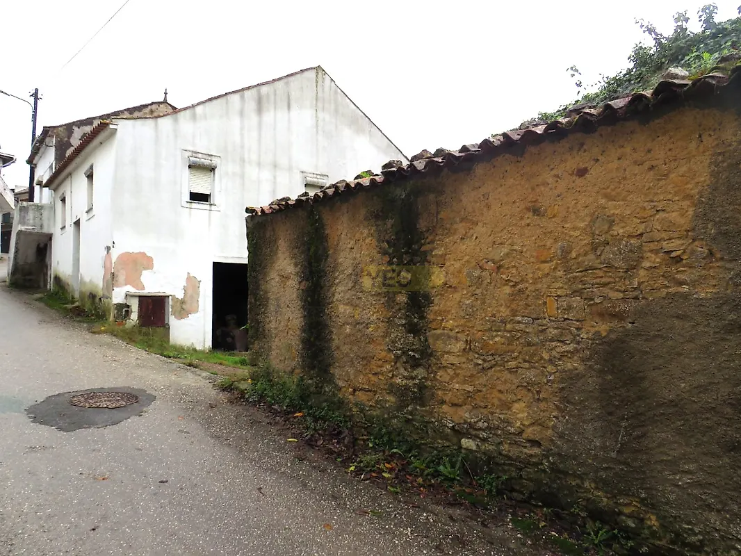 Moradia T0 à venda em Almalaguês, Coimbra — foto 2