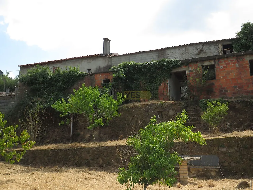 Moradia T0 à venda em Vila Nova, Miranda do Corvo — foto 2