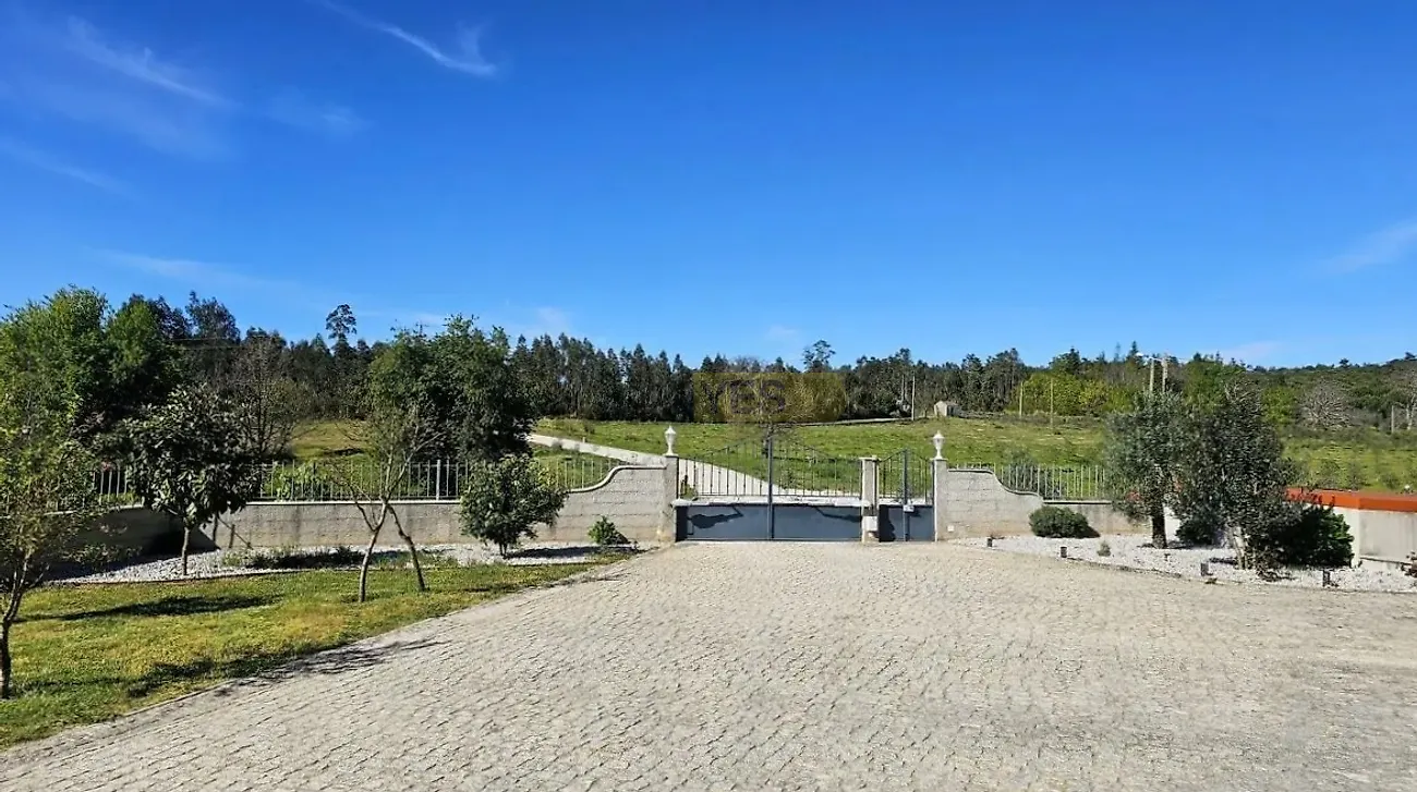 Moradia T4 à venda em Nogueira do Cravo, Oliveira do Hospital — foto 8