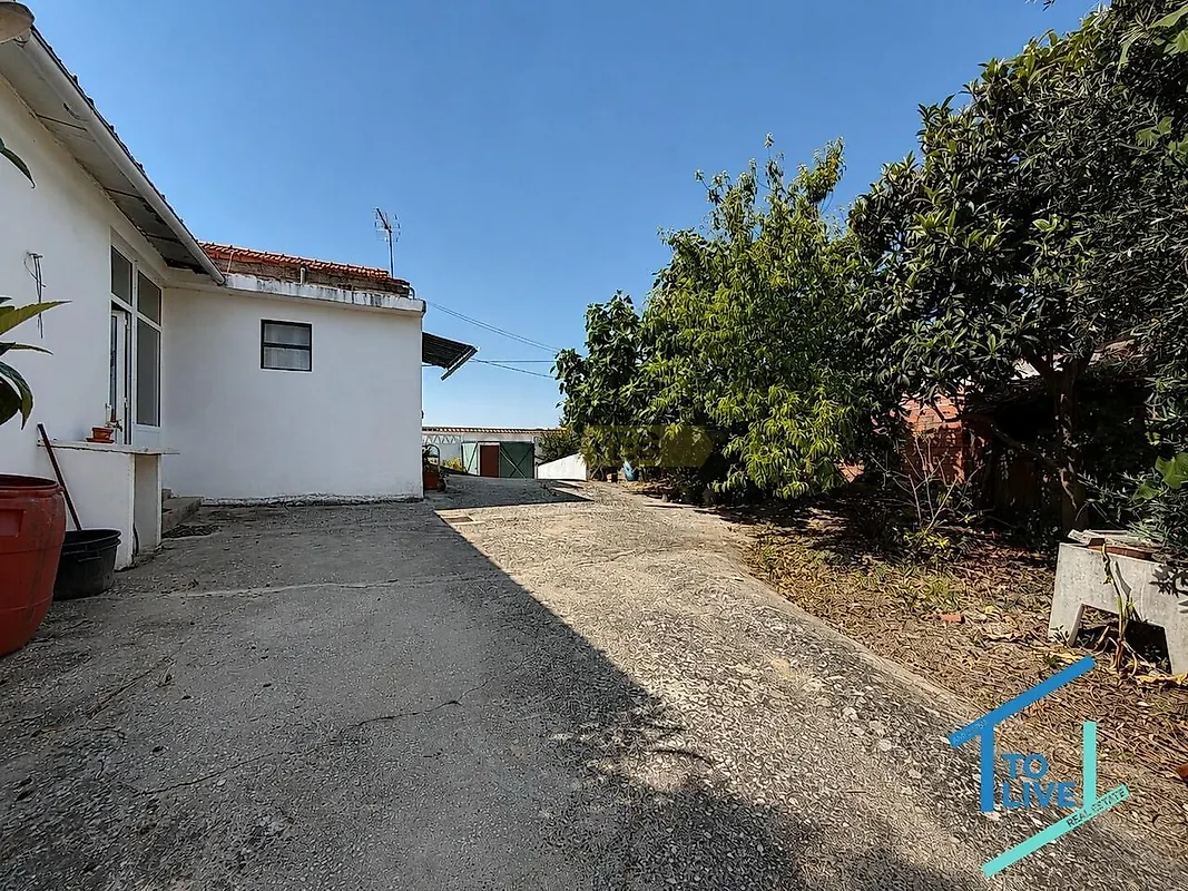 Moradia T3 à venda em Achete, Azoia de Baixo e Póvoa de Santarém, Santarém — foto 2