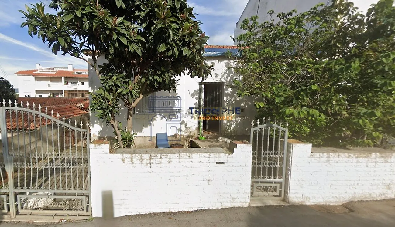 Moradia T2 em Carcavelos e Parede, €370.000