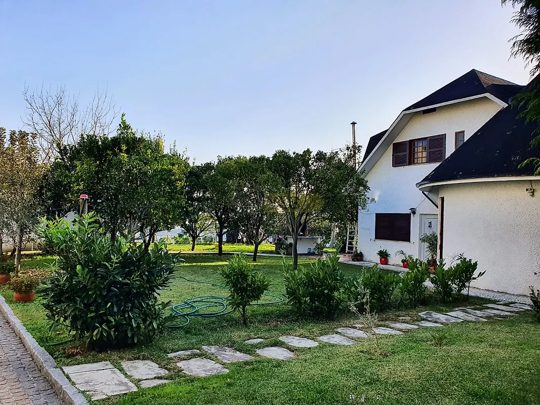 Moradia T5 em Cruz, €495.000