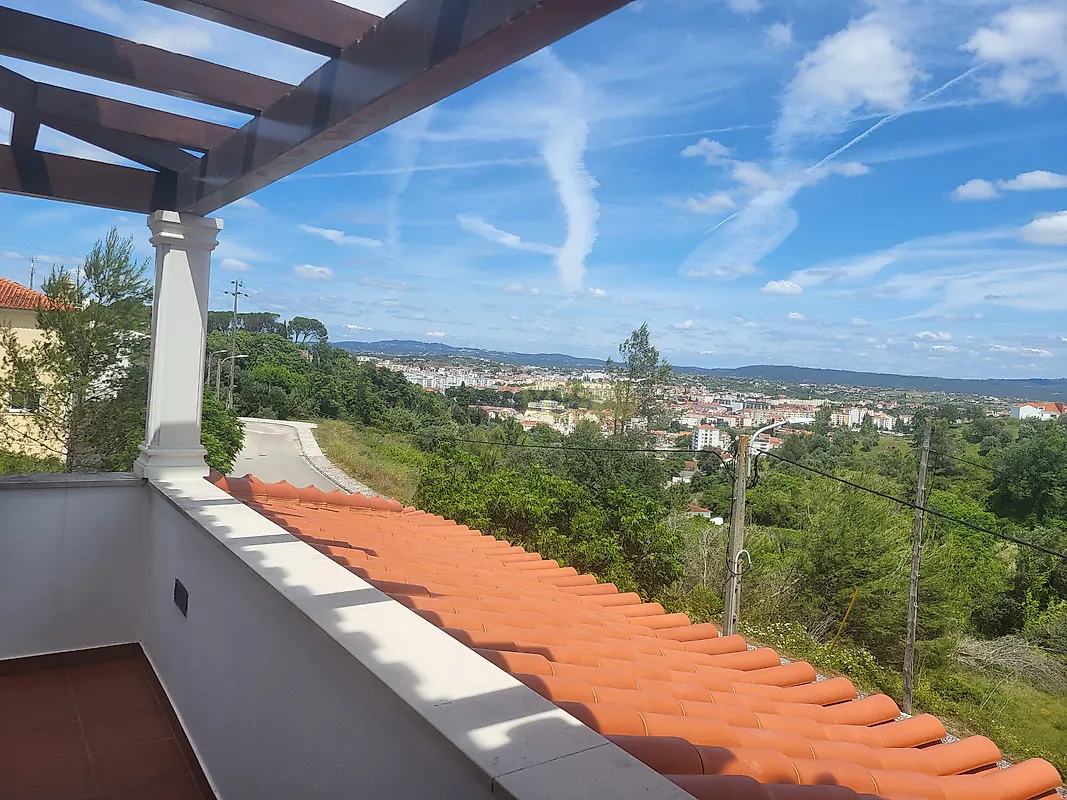 Moradia T0 à venda em Tomar (São João Baptista) e Santa Maria dos Olivais, Tomar — foto 2