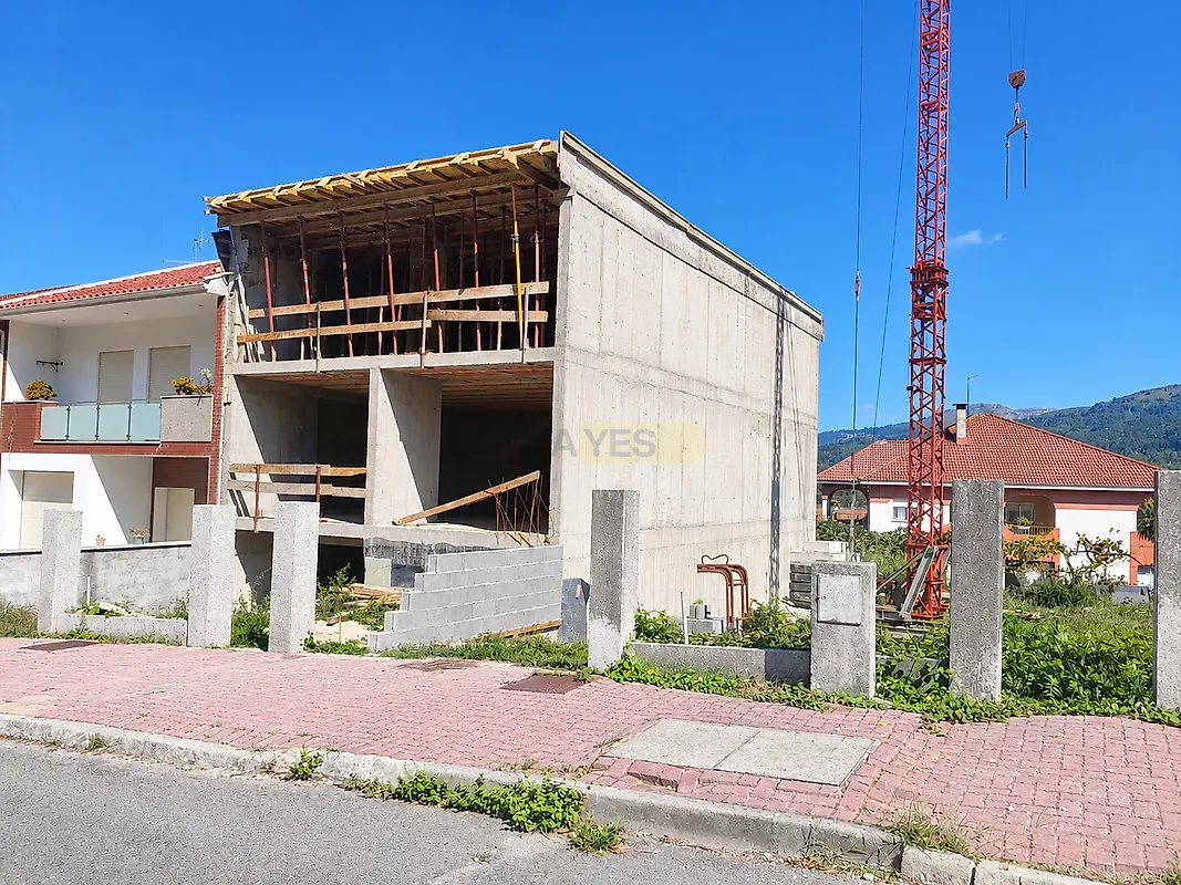 Moradia T4 à venda em Arcos de Valdevez (Salvador), Vila Fonche e Parada, Arcos de Valdevez — foto 2