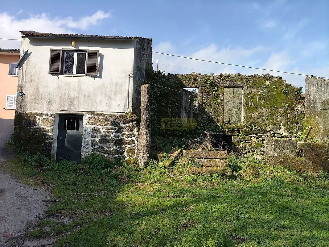 Moradia T4 em Grade e Carralcova, €75.000