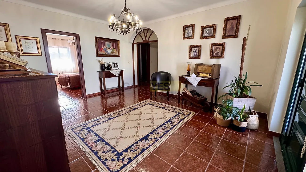 Moradia T5 à venda em Escalos de Baixo e Mata, Castelo Branco — foto 6