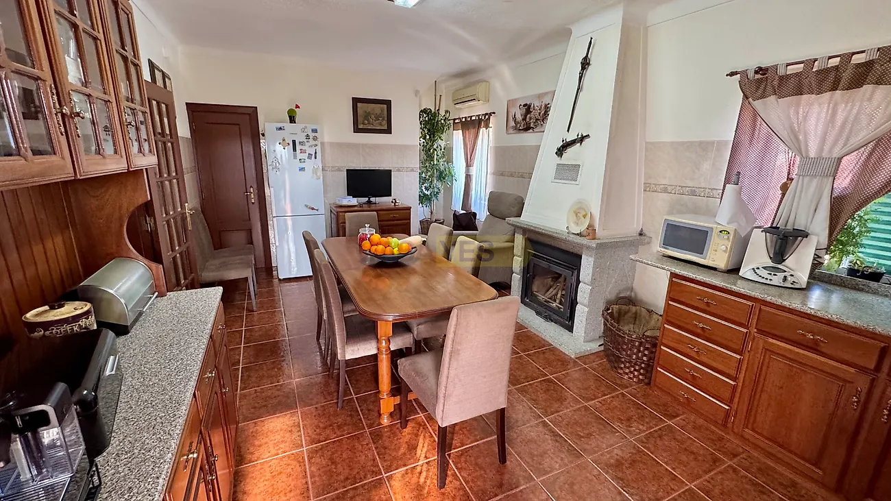 Moradia T5 à venda em Escalos de Baixo e Mata, Castelo Branco — foto 9