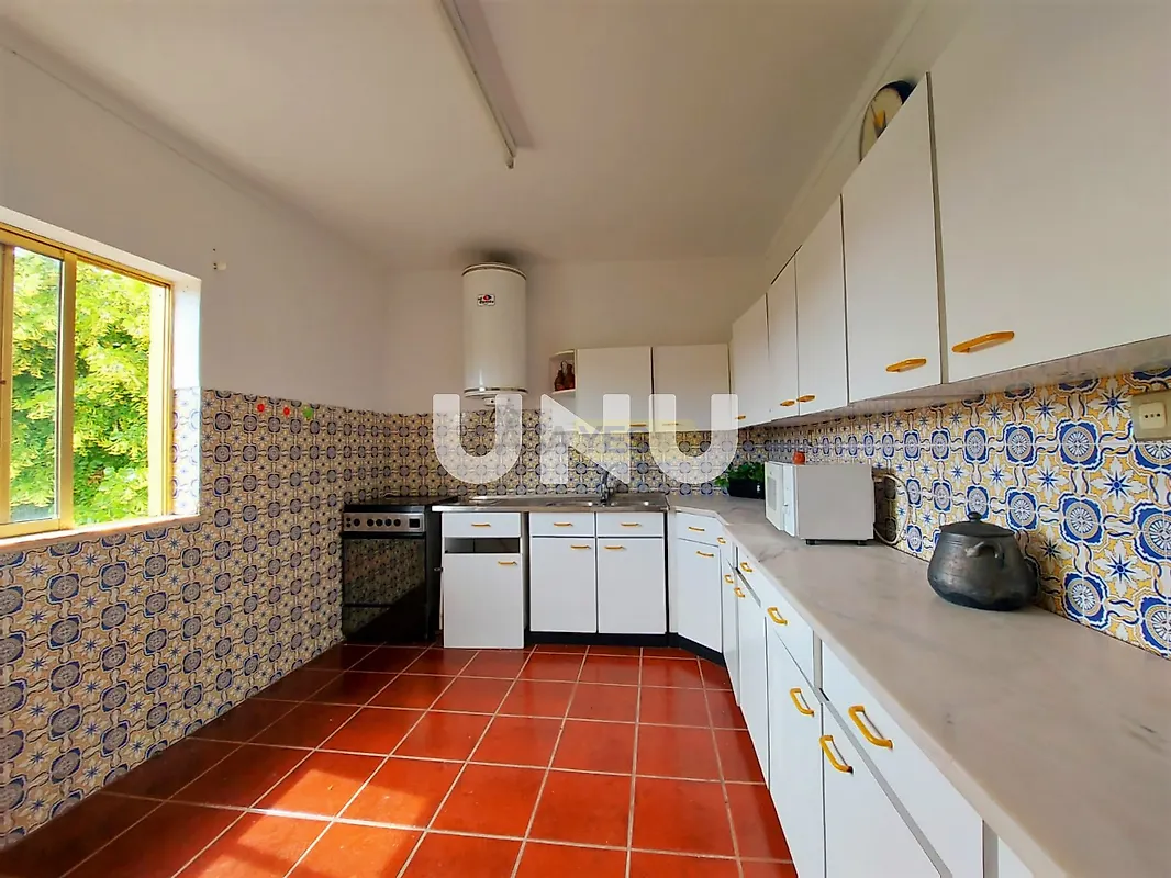 Moradia T4 em Avelal, €200.000