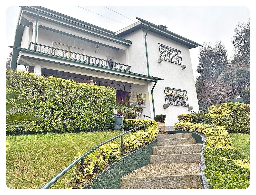 Moradia T6+ em Gondomar (São Cosme), Valbom e Jovim, €450.000