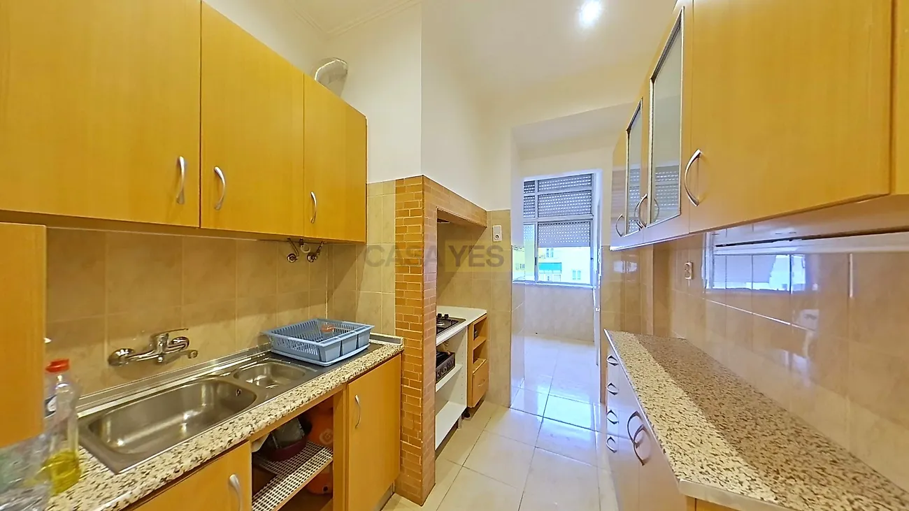 Apartamento T0 em Campolide, €340.000