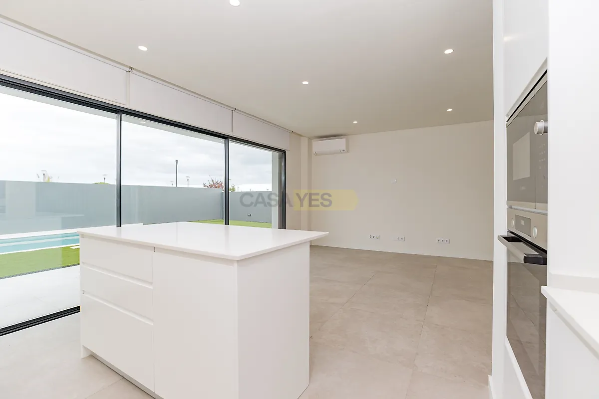 Apartamento T4 à venda em Montenegro, Faro — foto 13