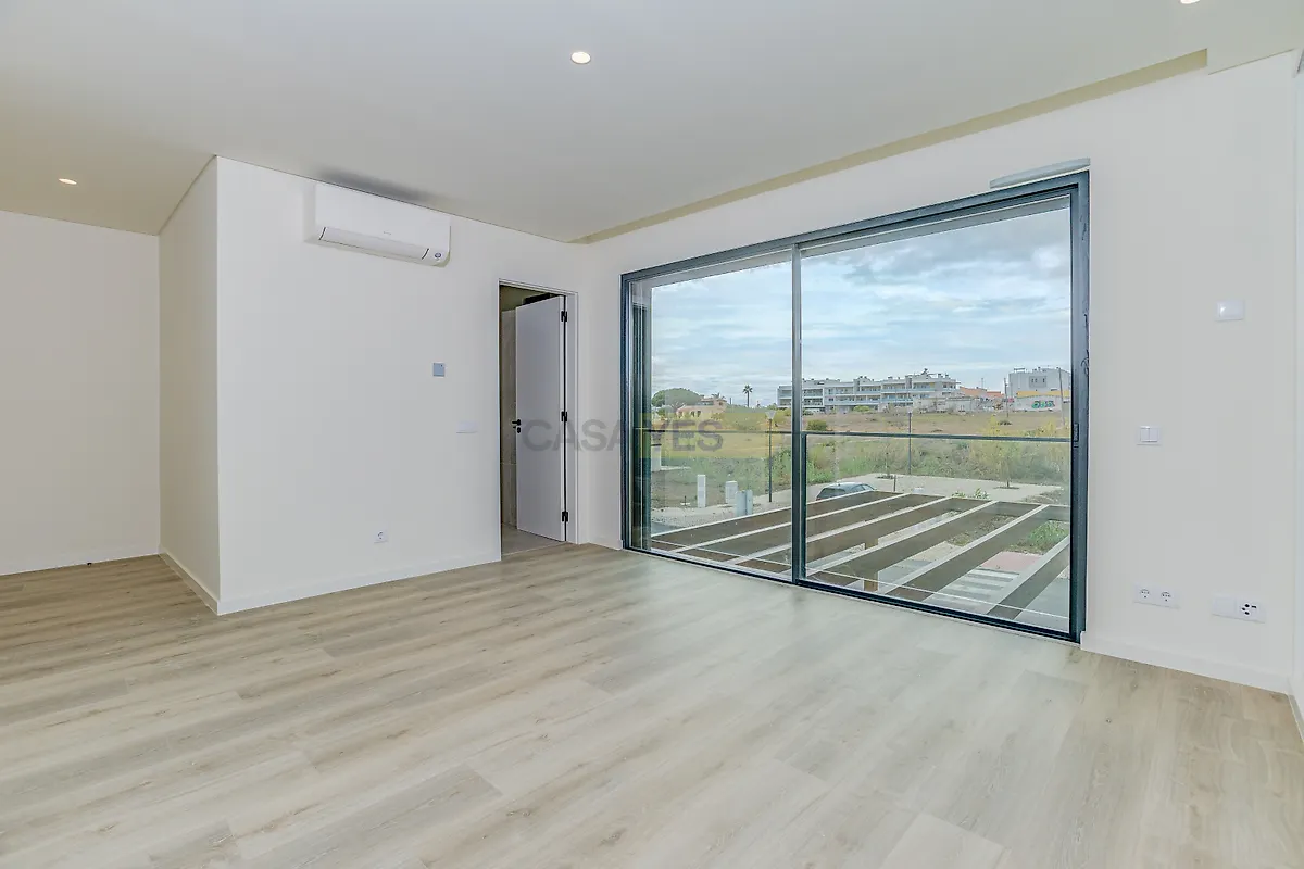 Apartamento T4 à venda em Montenegro, Faro — foto 32