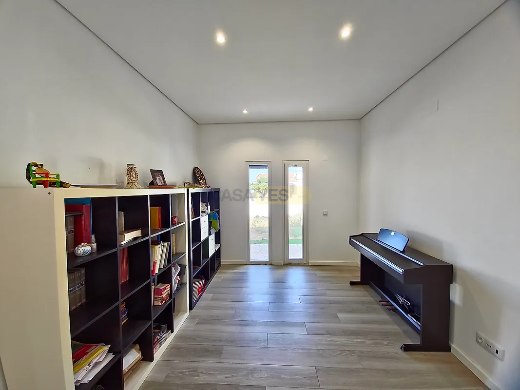 Apartamento T5 à venda em Santa Bárbara de Nexe, Faro — foto 14
