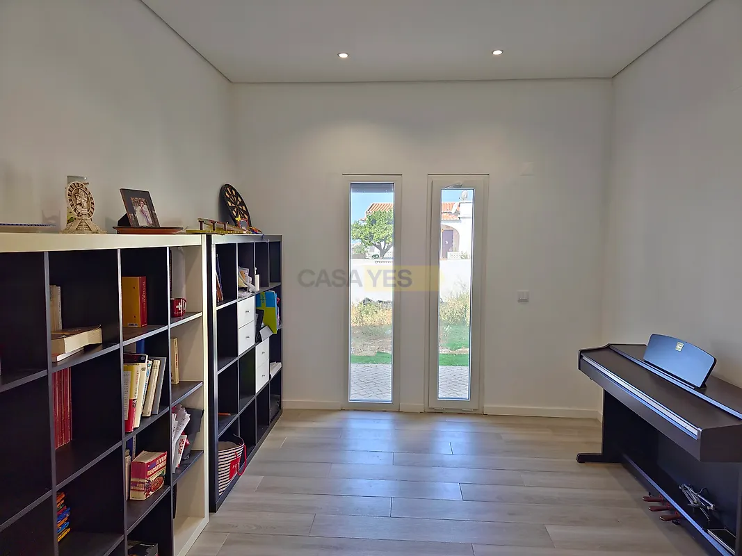 Apartamento T5 à venda em Santa Bárbara de Nexe, Faro — foto 15