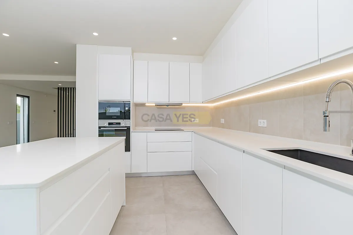 Apartamento T4 à venda em Montenegro, Faro — foto 3