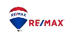 office-remax-fly