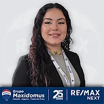 Mariana Campos 